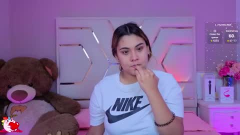 Snapshot of alanarousse_ chatting on August 1, 12:04 pm alanarousse_ online show from August 1, 12:04 pm