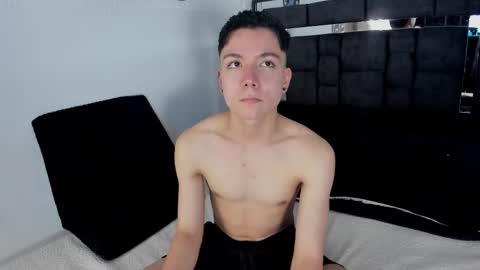 Snapshot of alanblack1 chatting on October 25, 4:24 pm alanblack1 online show from October 25, 4:24 pm