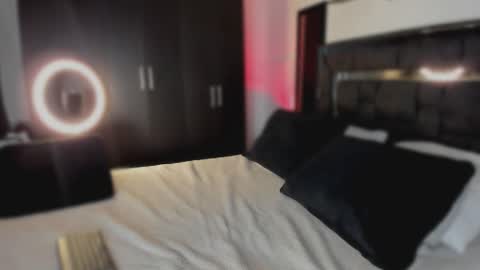 alanblack1 online show from March 9, 1:48 pm