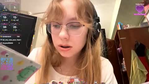 Stella online show from October 11, 2:37 pm