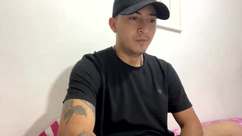 Snapshot of alanj998 chatting on October 8, 1:58 am alanj998 online show from October 8, 1:58 am