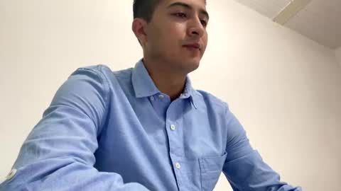 Snapshot of alanj998 chatting on November 12, 2:56 am alanj998 online show from November 12, 2:56 am