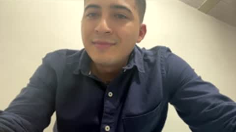 Snapshot of alanj998 chatting on December 2, 4:18 am alanj998 online show from December 2, 4:18 am