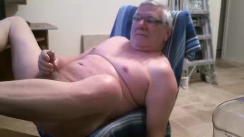 Snapshot of alanlee10allen chatting on March 24, 3:17 pm Alanlee10allen online show from March 24, 3:17 pm