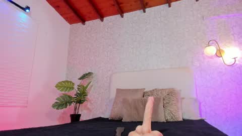 alannarouge online show from July 21, 11:56 am