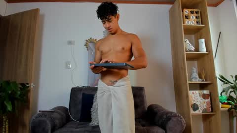 Snapshot of alansex66 chatting on September 25, 1:26 pm Alan online show from September 25, 1:26 pm