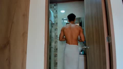 Snapshot of alansex66 chatting on December 18, 2:12 pm Alan online show from December 18, 2:12 pm