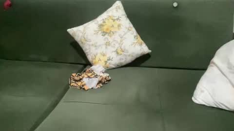 Snapshot of alarasissy chatting on September 8, 11:04 pm alarasissy online show from September 8, 11:04 pm