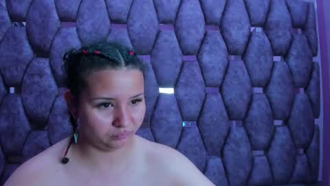 Snapshot of alasmith_ chatting on October 29, 2:36 am AlaSmith online show from October 29, 2:36 am