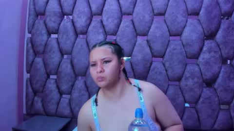 Snapshot of alasmith_ chatting on November 11, 2:44 am AlaSmith online show from November 11, 2:44 am