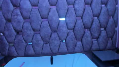 Snapshot of alasmith_ chatting on November 26, 2:34 am AlaSmith online show from November 26, 2:34 am