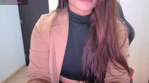 alba_toro535670 online show from November 24, 1:00 pm