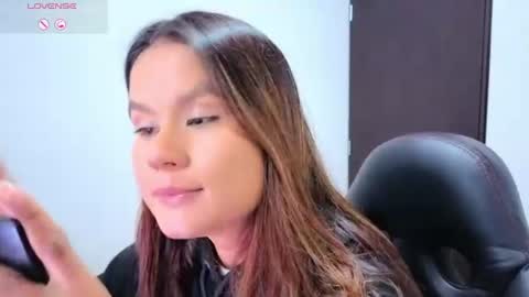 alba_toro535670 online show from June 19, 12:20 pm