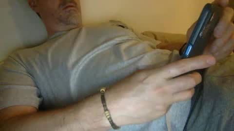 Snapshot of albandant chatting on April 28, 7:35 am albandant online show from April 28, 7:35 am