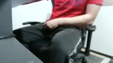 Snapshot of albanianking07 chatting on January 24, 9:15 pm albanianking07 online show from January 24, 9:15 pm