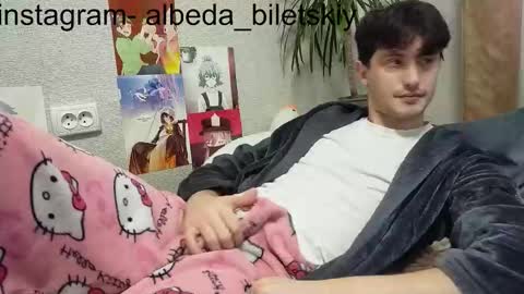 Snapshot of albeda22 chatting on October 26, 8:53 am Albedo online show from October 26, 8:53 am