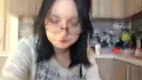 Im Katrina online show from February 19, 7:04 am