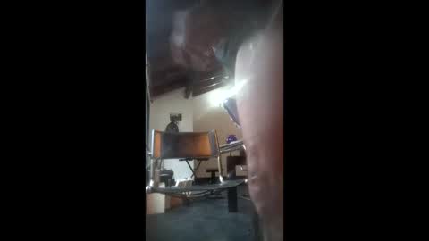 Snapshot of albertoto71 chatting on May 16, 8:29 pm albertoto71 online show from May 16, 8:29 pm