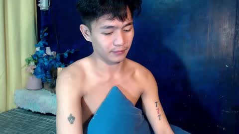 Snapshot of albertx_destroyer69 chatting on January 15, 7:55 pm Albert online show from January 15, 7:55 pm