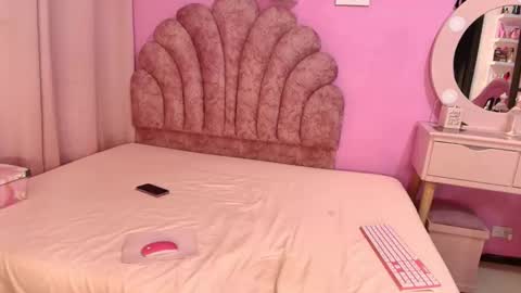 Snapshot of aldana_stone chatting on November 21, 1:48 am aldana_stone online show from November 21, 1:48 am