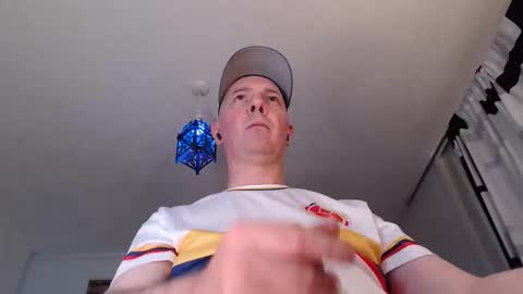 aldovitzo online show from April 1, 11:02 pm