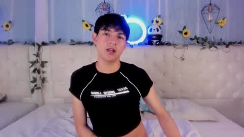 Snapshot of ale_aurarashi chatting on November 30, 1:31 am ale_aurarashi online show from November 30, 1:31 am