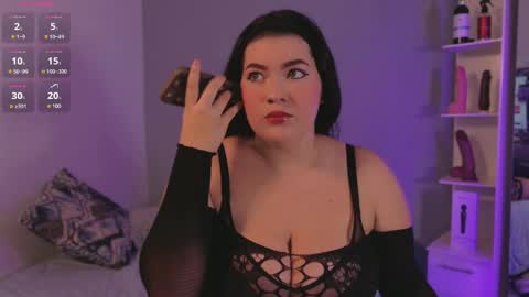 Snapshot of ale_silvanna chatting on May 15, 7:32 pm Silvanna online show from May 15, 7:32 pm