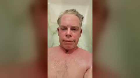 aleccch online show from August 8, 9:06 pm