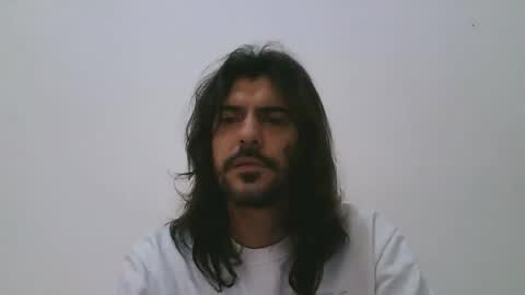 AleDaino online show from May 6, 9:47 am
