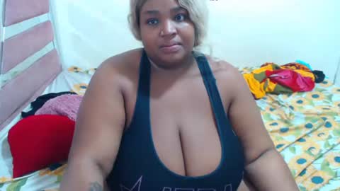 aleeinvein1 online show from April 19, 10:23 pm