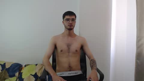 aleex_miller online show from September 29, 6:35 pm