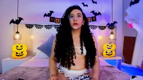 Snapshot of alehia_cute chatting on October 30, 12:56 am Alehia Cute online show from October 30, 12:56 am