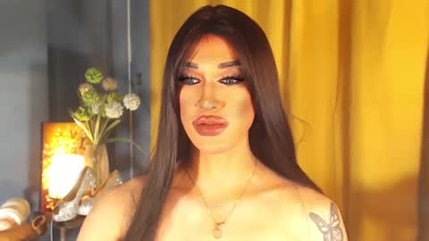 aleinacroft online show from February 14, 3:15 pm