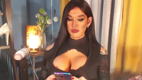 aleinacroft online show from February 28, 6:21 am