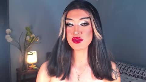 aleinacroft online show from December 2, 3:23 am