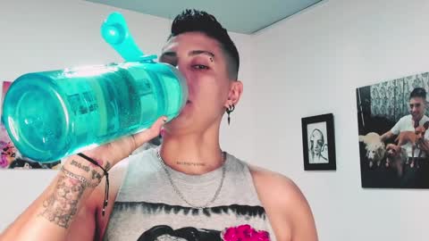 Alejandra online show from January 2, 9:39 pm