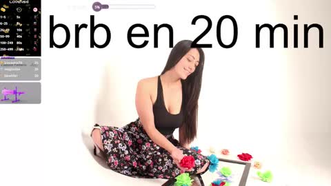 Snapshot of aleja20_ chatting on February 19, 7:39 am joha online show from February 19, 7:39 am