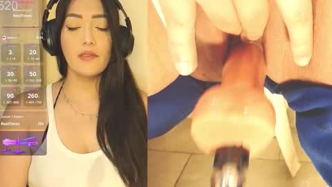 Snapshot of aleja20_ chatting on December 2, 3:34 am joha online show from December 2, 3:34 am