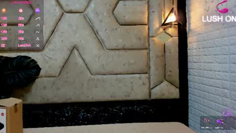 aleja__slav3 online show from July 16, 9:54 pm