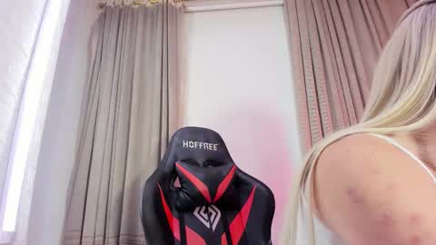 Aleja Hill online show from January 11, 5:45 am