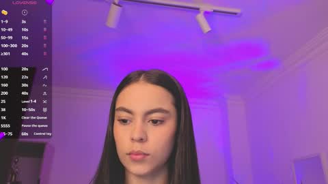 Snapshot of alejaa___ chatting on May 16, 11:31 am Alejandra online show from May 16, 11:31 am