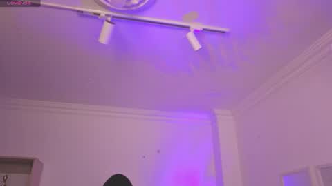 Snapshot of alejaa___ chatting on June 11, 11:41 am Alejandra online show from June 11, 11:41 am