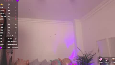 Alejandra online show from June 26, 11:47 am