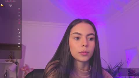 Alejandra online show from June 30, 11:11 am