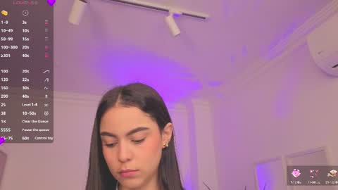 Alejandra online show from July 22, 11:35 am