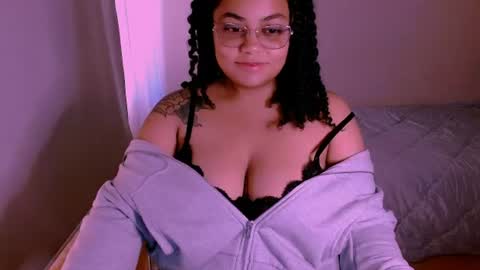 Snapshot of alejandra_conde chatting on June 20, 9:17 pm Alejandra online show from June 20, 9:17 pm