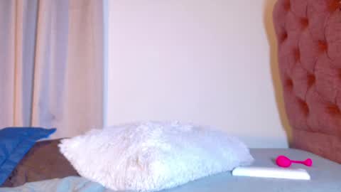 alejandra_dunn1 online show from May 16, 12:07 am