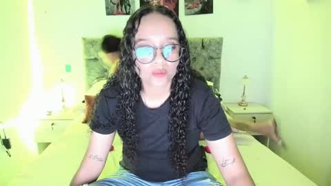 alejandra_evanss online show from June 15, 1:08 am