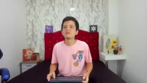 ALEJANDRA JAMES online show from April 21, 11:16 am