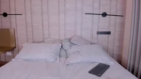 alejandra_marin_ online show from May 13, 3:15 am